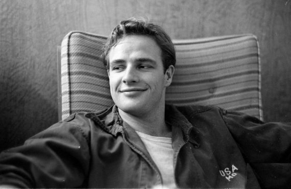 Marlon Brando – What to wear at home
